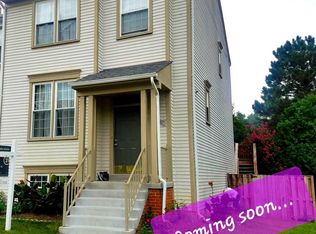 1267 Bond St, Herndon, VA 20170