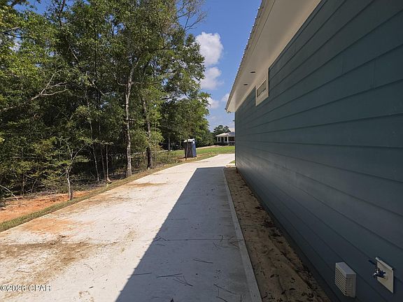 5th image of 744 Magnolia Lake Dr