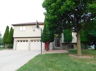 1651 Kens Ct, Fairmont, MN 56031