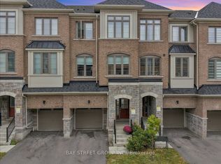 20 Nautical Way, Whitby, ON L1N 0N2