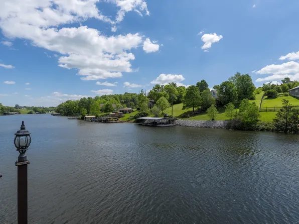 335 Fernwood Dr, Williamstown, KY 41097