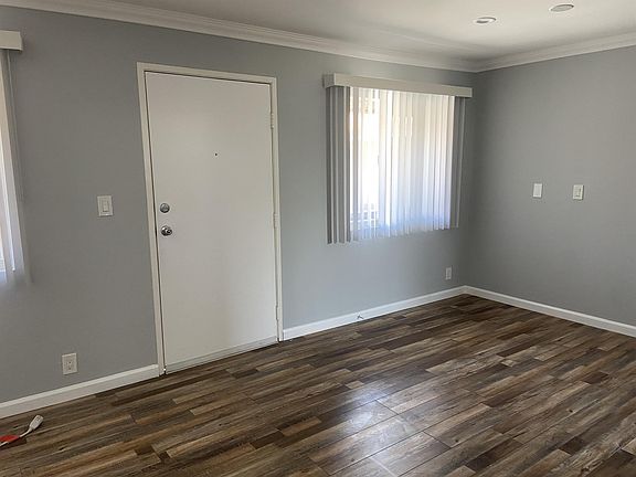 3rd image of 4317-4323 Perlita Ave #10768384