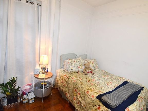 2nd image of 646 W End Ave #22C