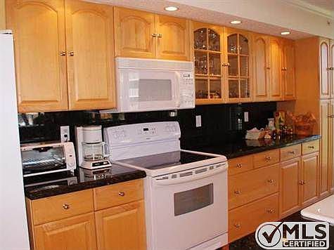 3rd image of 3360 S Ocean Blvd #2-B
