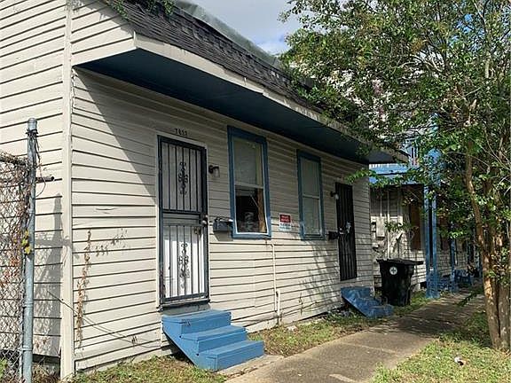 4th image of 7832-42 Olive St