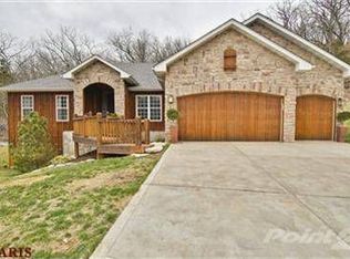 1277 Shawnee Dr, Pacific, MO 63069