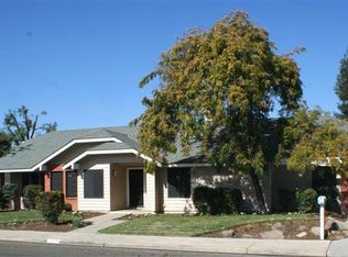 1925 Richert Ave, Clovis, CA 93611