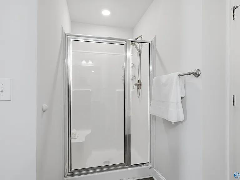 187 Abercorn Dr — Photo 20