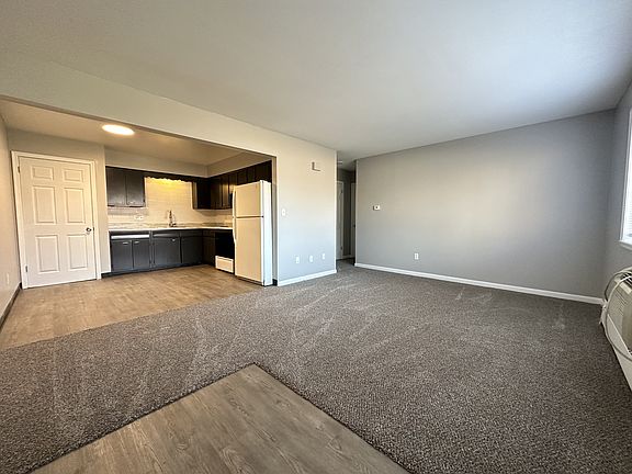 2nd image of 2941 Park Terrace Dr #3