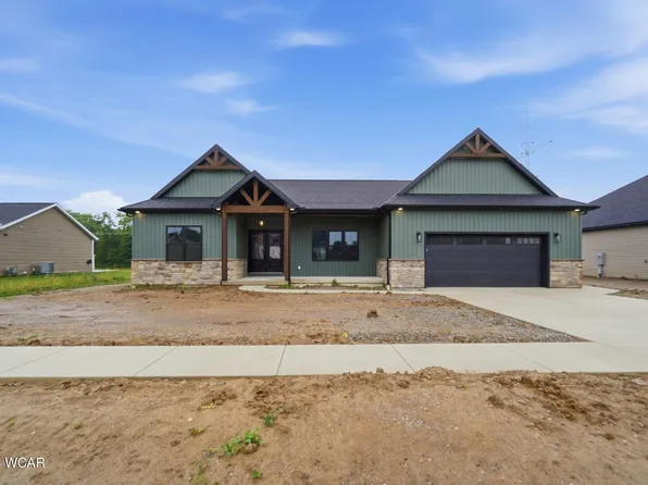 3398 Weldon Dr, Lima, OH 45806