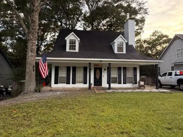 3124 Autumn Ridge Dr W, Mobile, AL 36695