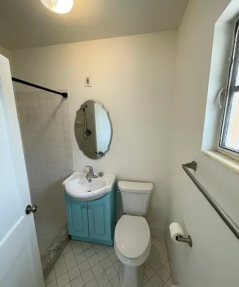 437 Highland Ct #437 — Photo 6
