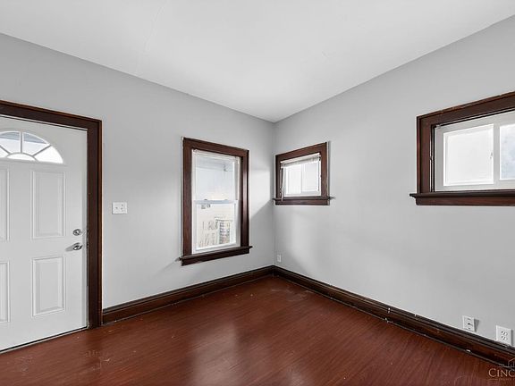 5th image of 1701 Goodman Ave