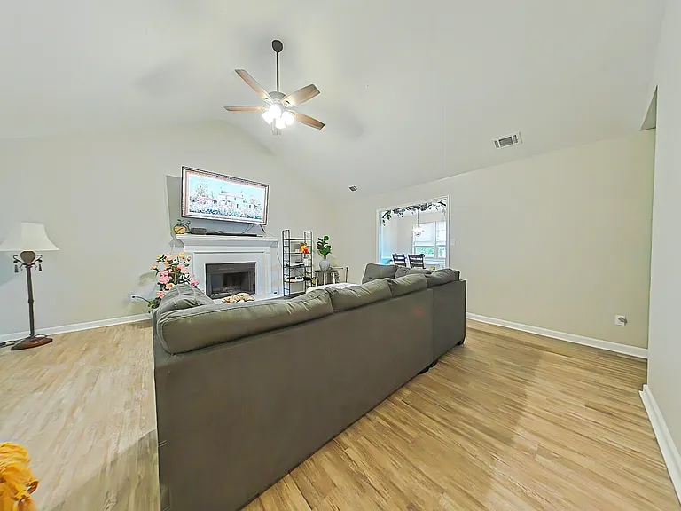 3501 Snowden Dr — Photo 5