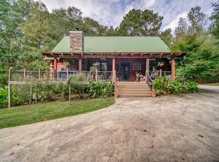 512 Mill Pond Rd, Newborn, GA 30056