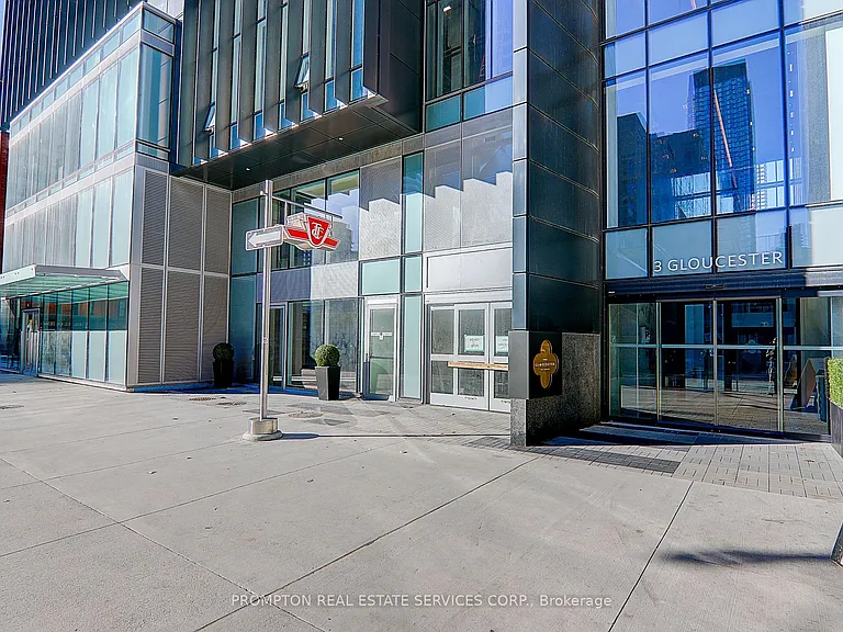 3 Gloucester St #4503 — Photo 2