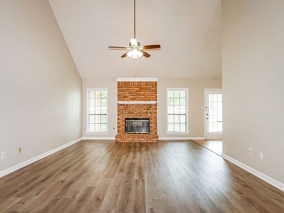4th image of 3926 Pecan Trace Cv
