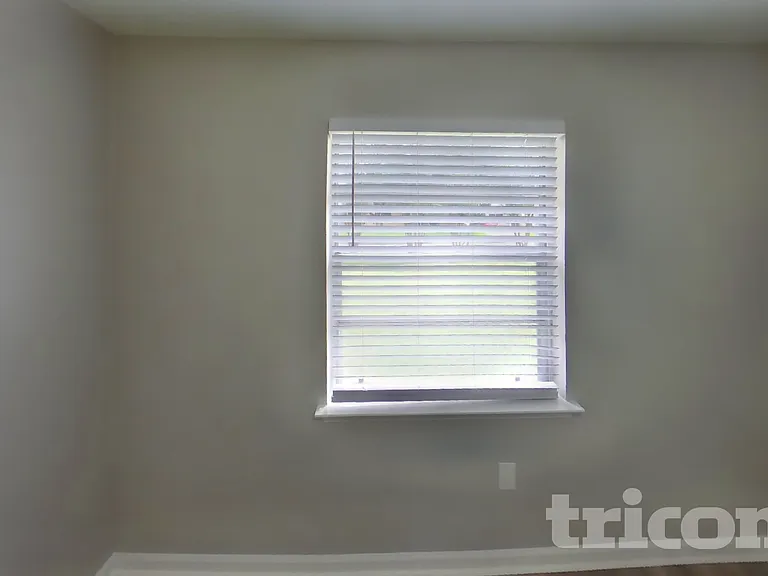 3221 Edgebrook Dr — Photo 7
