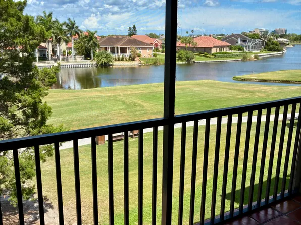 2400 Feather Sound Dr, Clearwater, FL