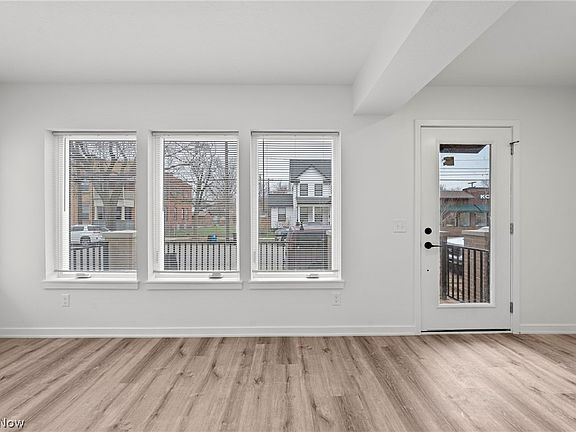 5th image of 4703 Bridge Ave