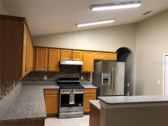5th image of 314 Weatherby Pl
