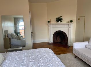 306 Newbury St #4A, Boston, MA 02115