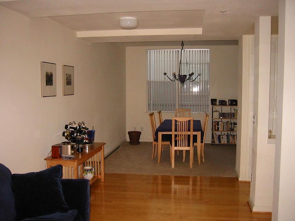 1st image of 310 Dunsmuir Ter Unit 4