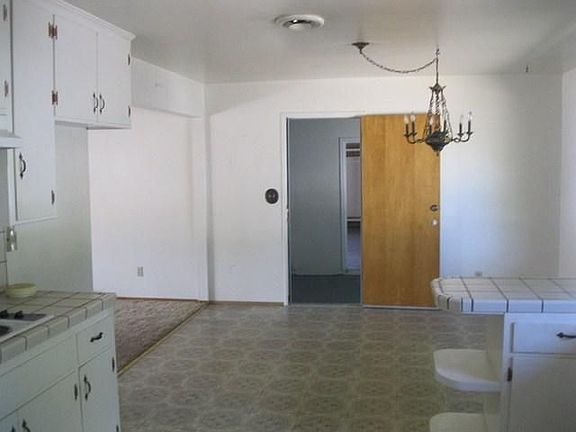 2nd image of 1916 Glenwood Dr