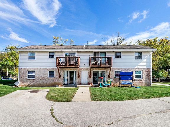 3rd image of 1336 Camden Way