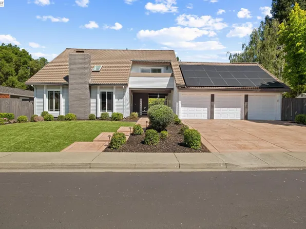 16 Leeds Ct W, Danville, CA 94526