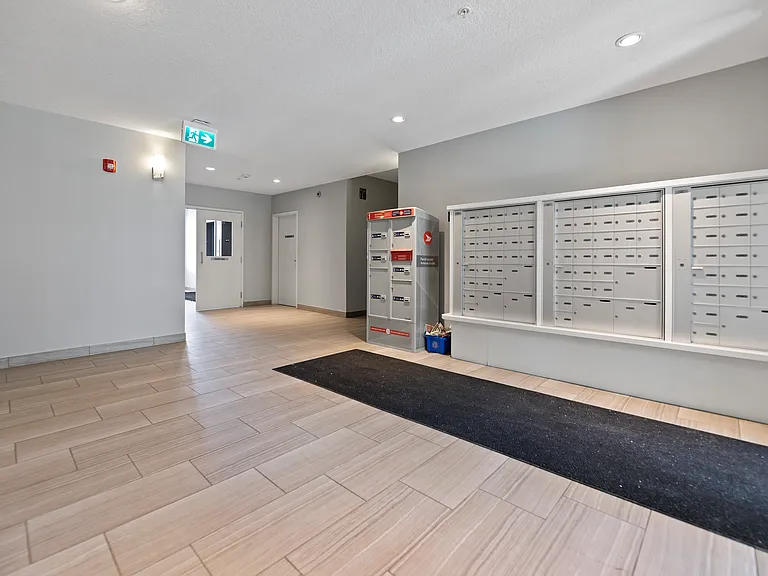 20 Walgrove Walk SE #208 — Photo 20