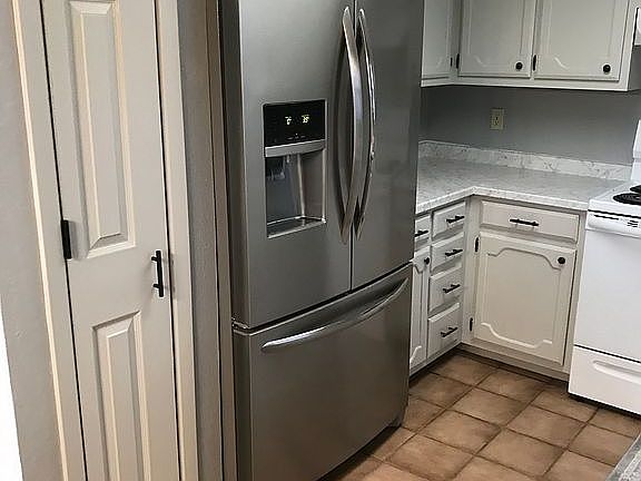 4th image of 1817 Parkview Dr