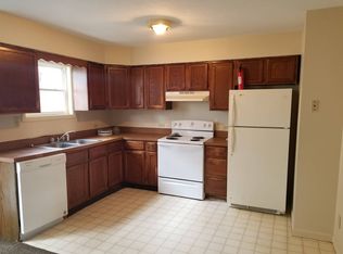 915 S Buckeye St APT B, Kokomo, IN 46901