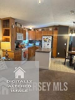 3rd image of 65 Locust Grv