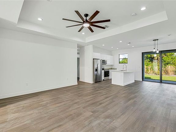 4th image of 469 Lenox AVE