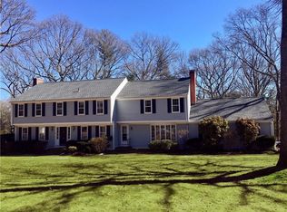 8 Tamarack Dr, East Greenwich, RI 02818