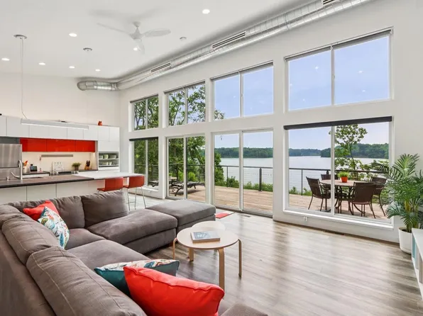 303 Craig Road, Edgerton, WI 53534