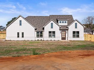 16321 Rainier Dr, Lindale, TX 75771