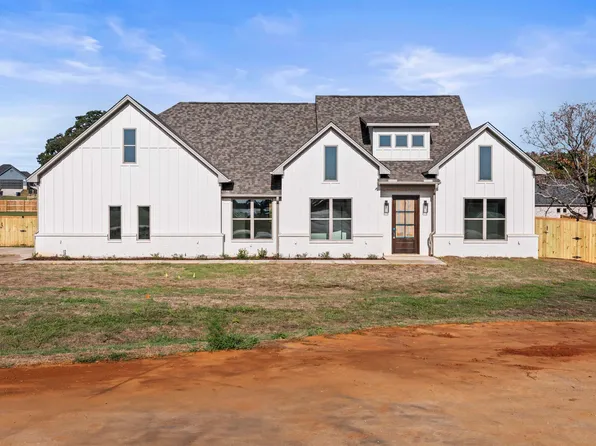 16321 Rainier Dr, Lindale, TX 75771