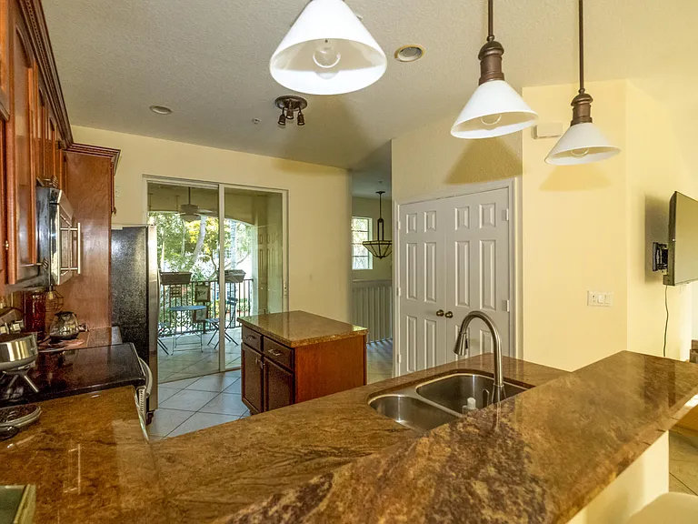 4574 Danson Way — Photo 6