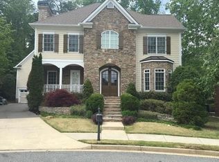 230 Lullwater Ct, Roswell, GA 30075