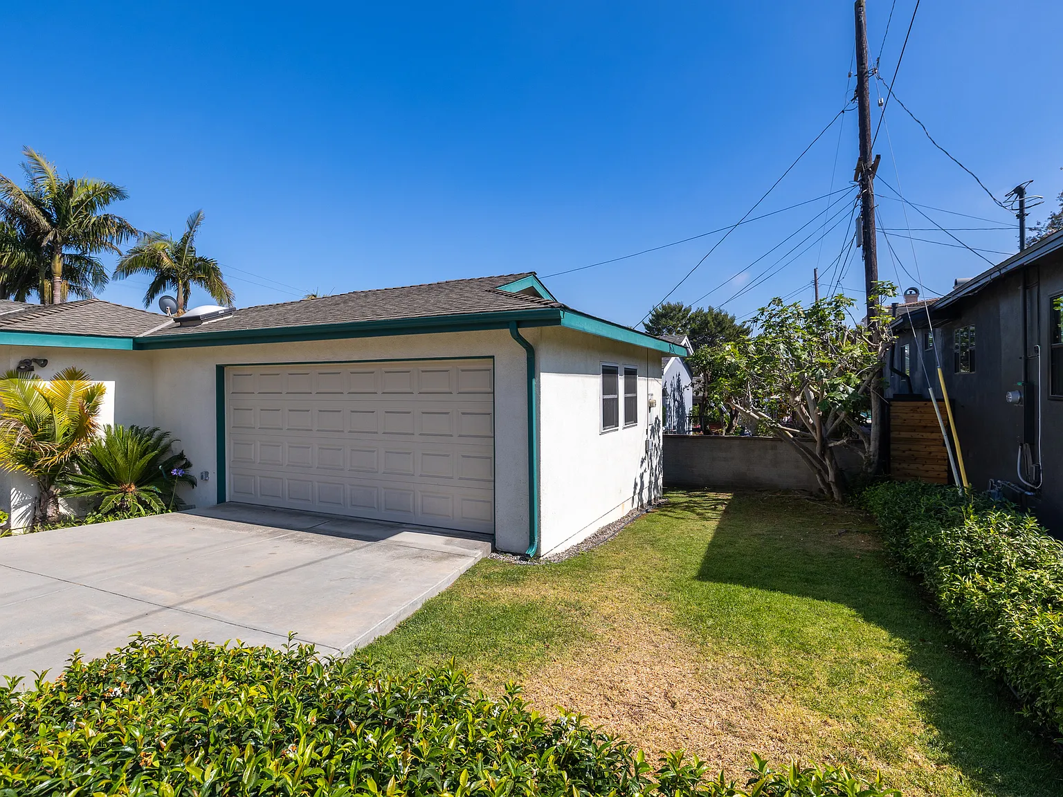 3 bed, 1626 sqft, $6,300 — Photo 4