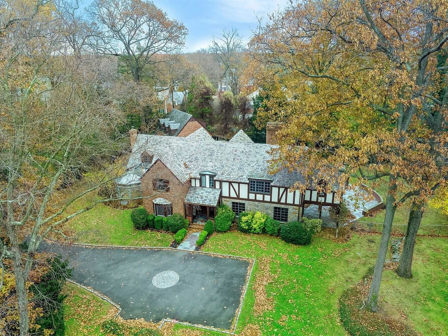 370 Manhasset Woods Road, Manhasset, NY 11030 MLS 3181949 Zillow