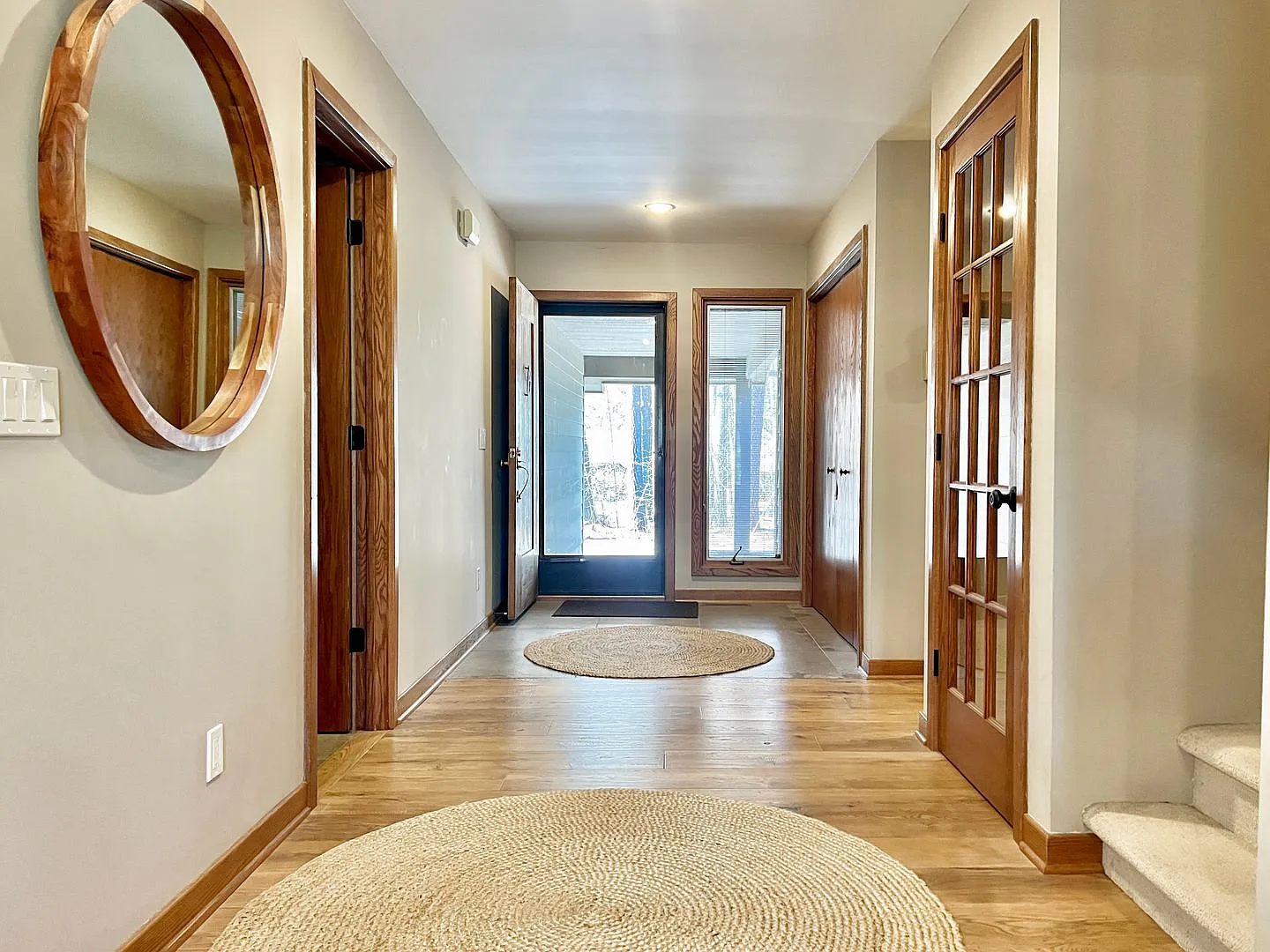 Sophisticated Condo Retreat on Old Mission Peninsula — Photo 2