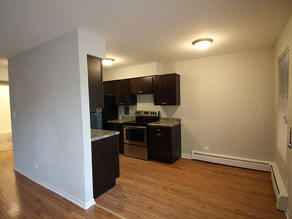 4th image of 1642-44 W Morse Ave #1644-3E