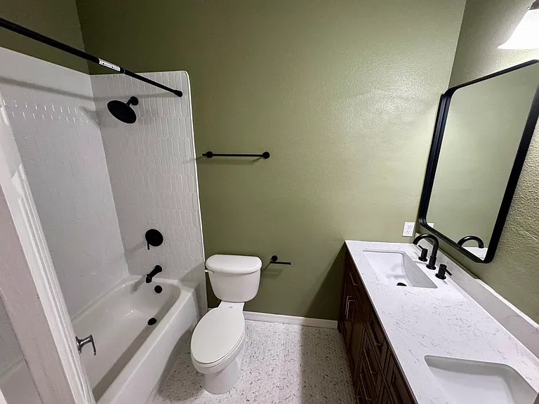 7702 Plantation Cir — Photo 14