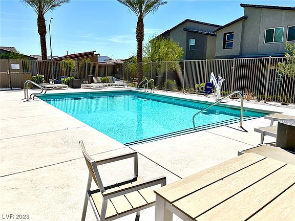 4th image of 7480 Garnet Moon St
