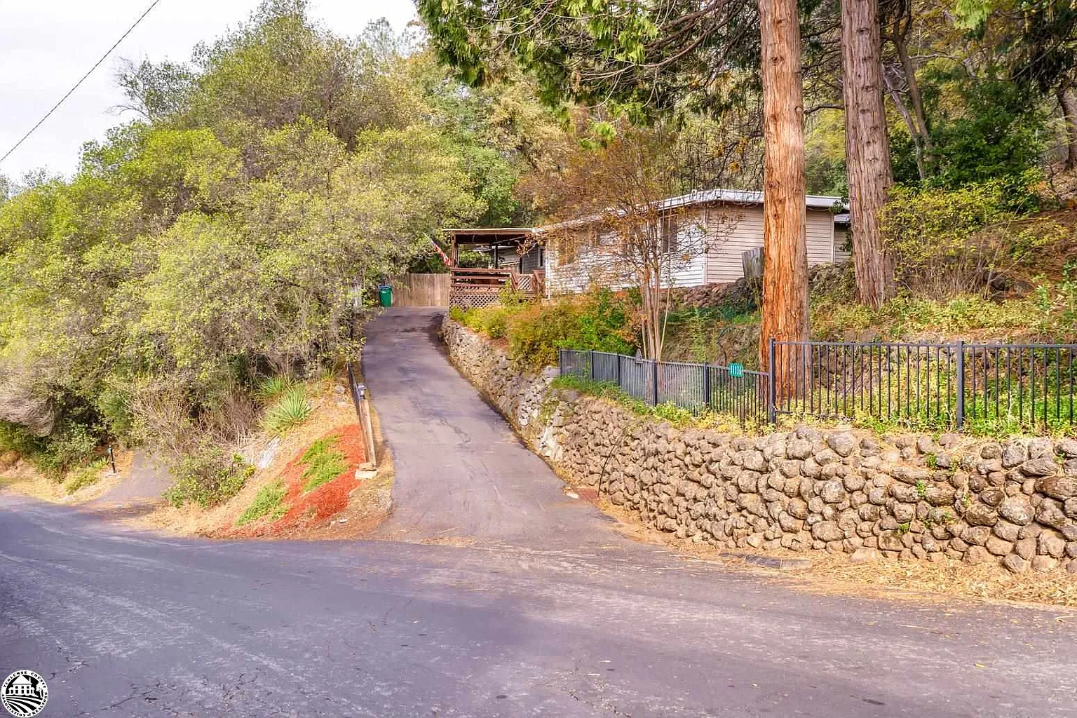 11136 Circle Dr photo 1