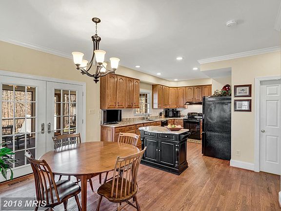 5th image of 10363 Welhams Ln