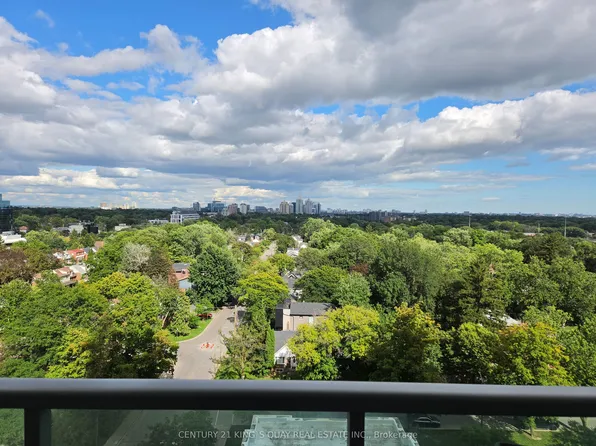 17 Anndale Dr, Toronto, ON
